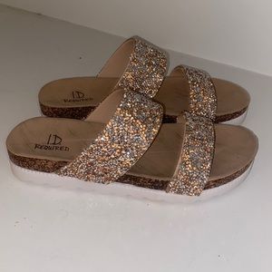 NIB Glitter Bomb ✨ Sandals